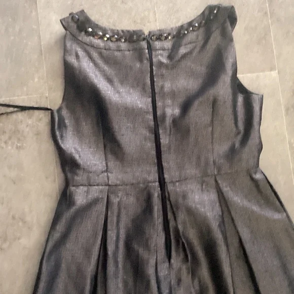 Maggy London - Picture 8 of 13